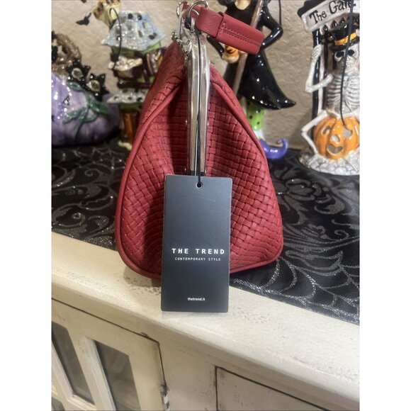 The Trend Genuine Leather Red Doctor Style Crossbody Handbag Purse - Picture 2 of 10